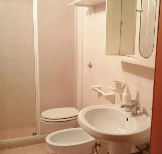 Alojamento de Acomodação e Pequeno-almoço Beb Cariddi Otranto